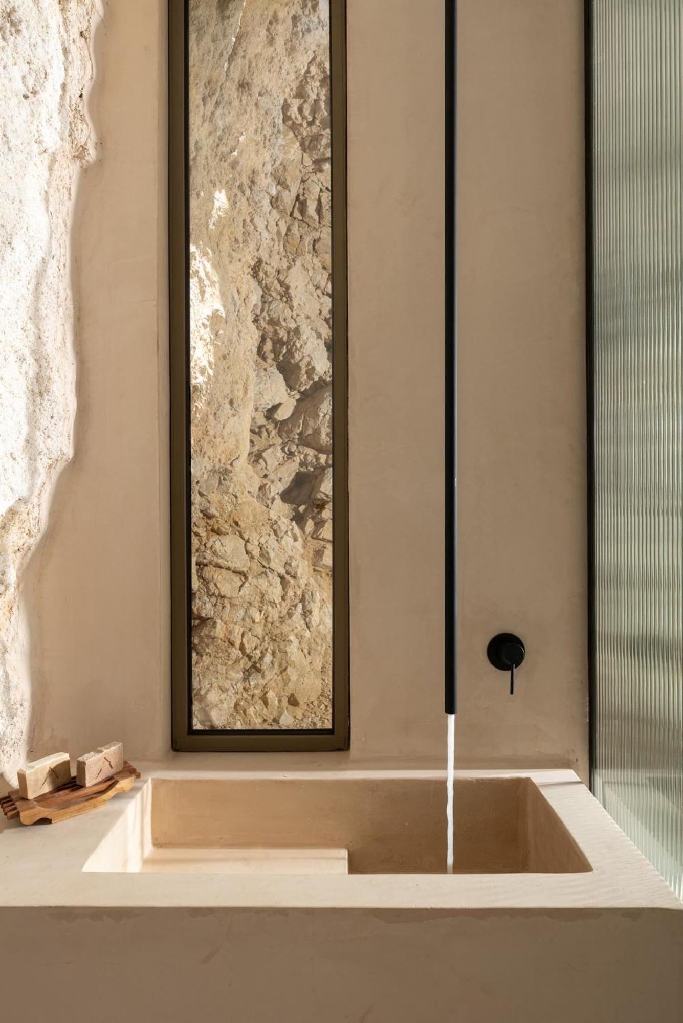 Stone Luxury - Adults Only Hotel
